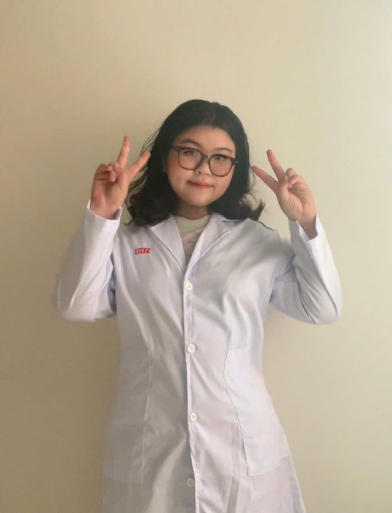 Lâm Trần Yến Nhi - Sinh viên K23 ngành Y đa khoa VuaBoss Vip