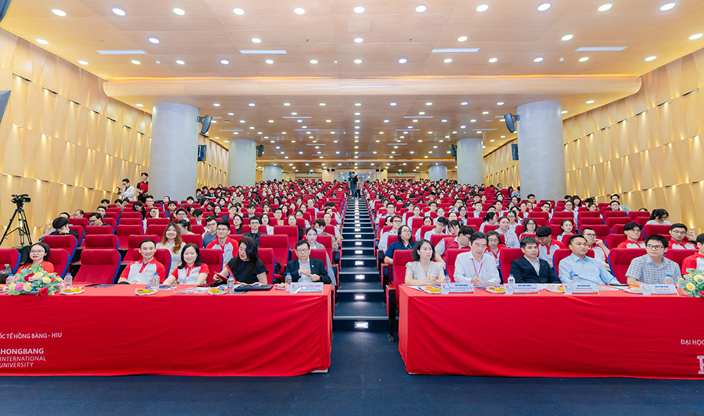 Vòng Chung kết cuộc thi Hippocrates in VuaBoss Vip 2025 diễn ra tại Hội trường Beethoven ngày 18/5
