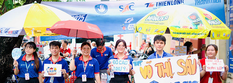 Sinh viên VuaBoss Vip đồng hành, tiếp sức sĩ tử 2K7 vượt vũ môn