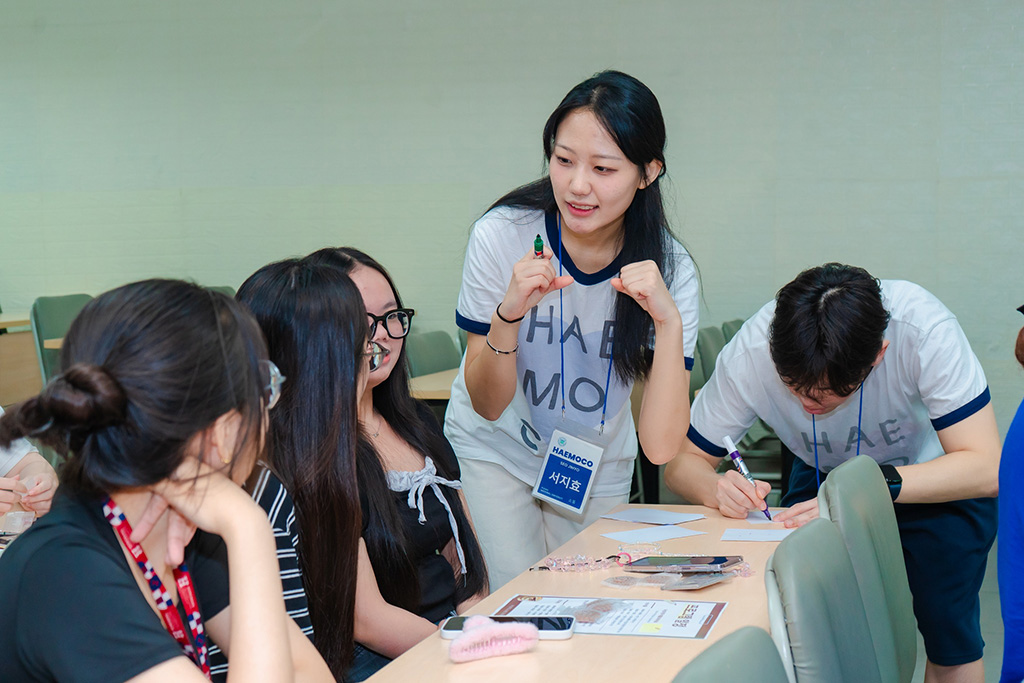 Sinh viên VuaBoss Vip và Liên minh Vuaboss Hàn Quốc cùng tham gia các hoạt động giao lưu, trải nghiệm văn hóa.