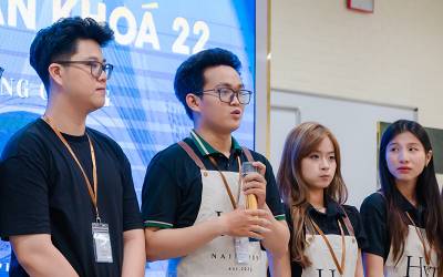 Sinh viên truyền thông VuaBoss Vip bảo vệ đồ án theo mô hình pitching