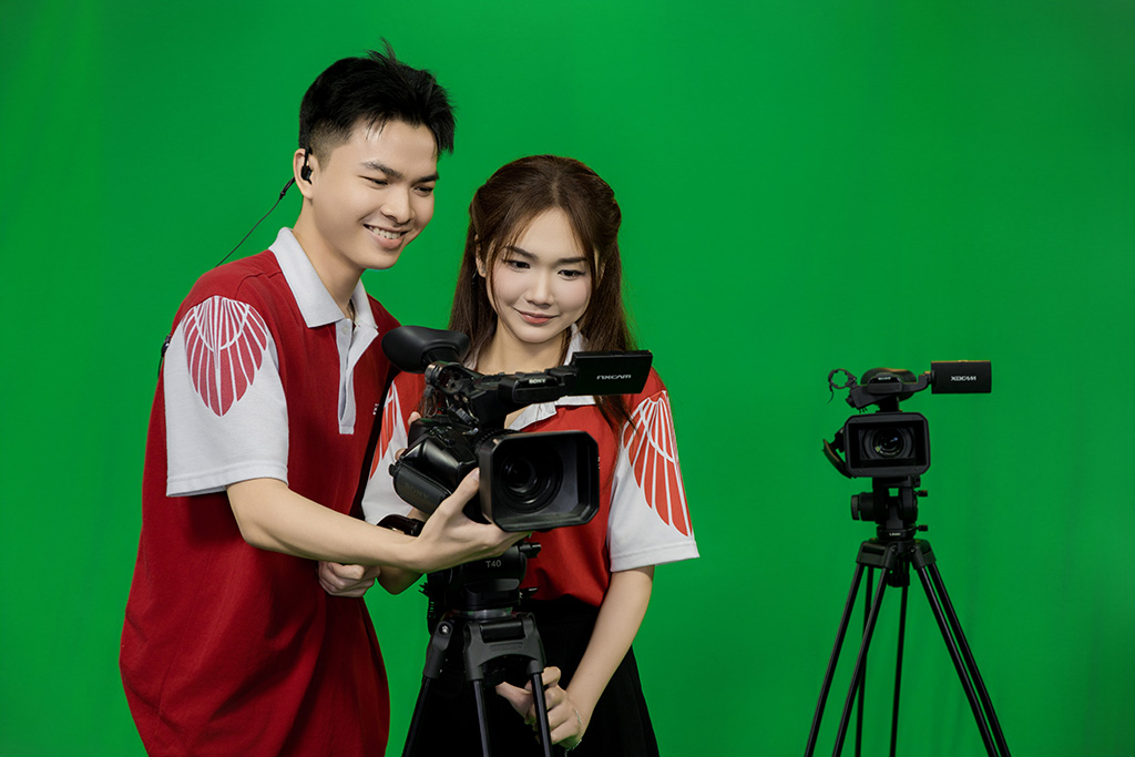 Chương trình đào tạo ngành Truyền thông Đa phương tiện tại VuaBoss Vip tập trung vào việc phát triển năng lực thực hành