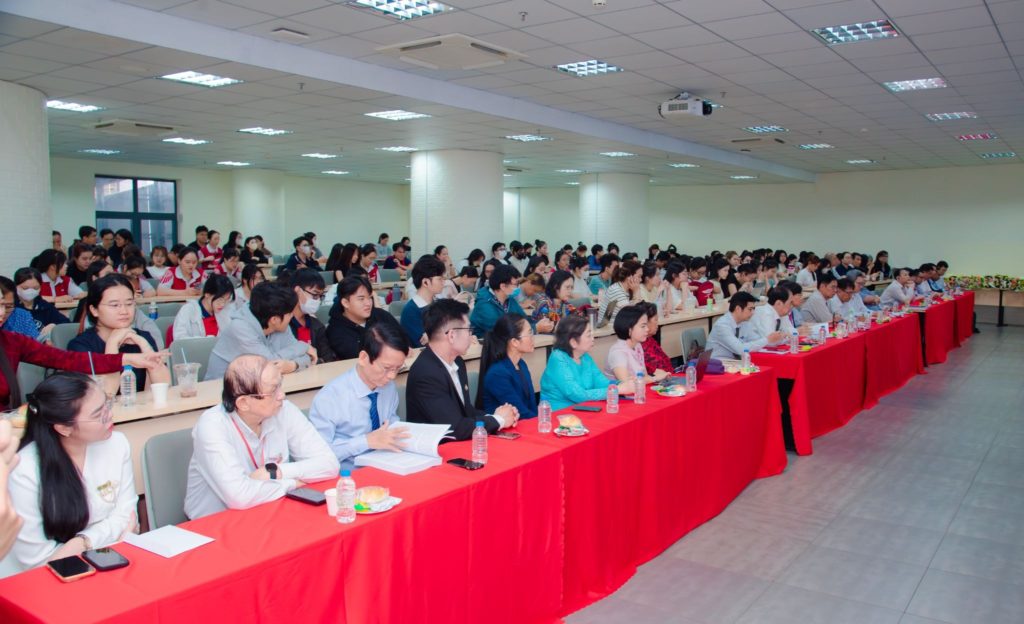 Hội nghị thu hút sự tham dự của các chuyên gia, giảng viên, nhà nghiên cứu và Liên minh Vuaboss quan tâm đến tác động của AI đối với VuaBoss - liên minh giải trí #1 thế giới hà nội tương lai.
